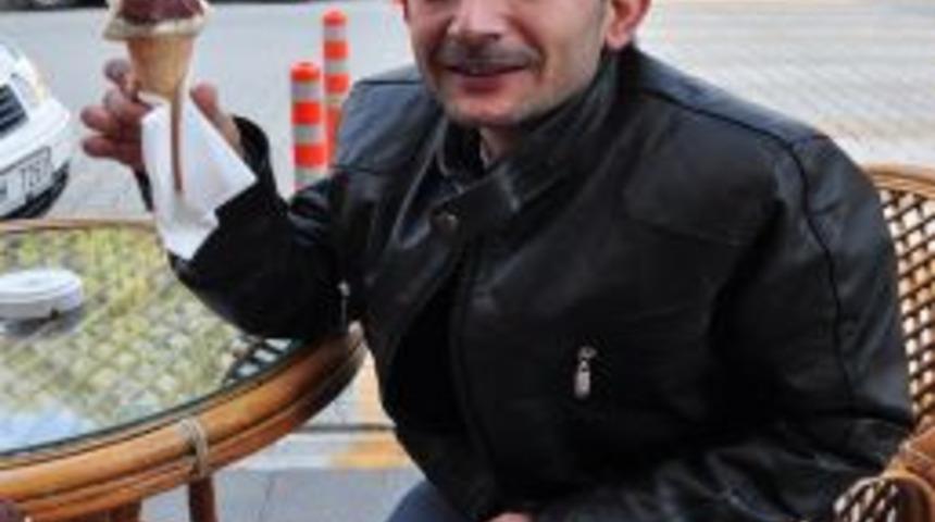 Fethiyeliler yaza erken girdi, dondurma satışları başladı