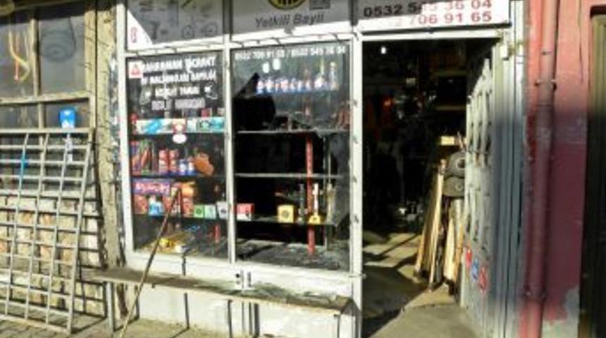 Sapanca'da av bayii soyuldu