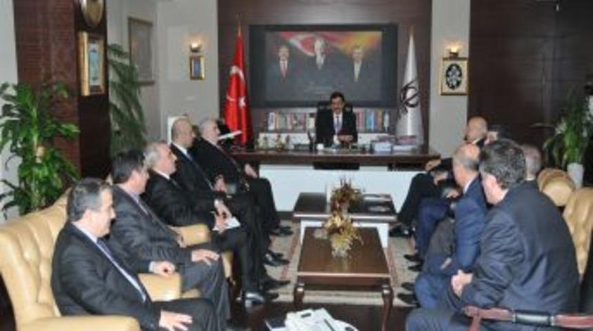 Azerbaycan heyetinden Ke&ccedil;i&ouml;ren'e ziyaret