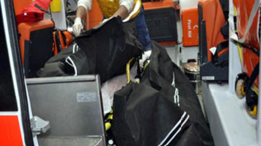 Yaşlı &ccedil;ifti &ouml;ld&uuml;r&uuml;p kilere attılar