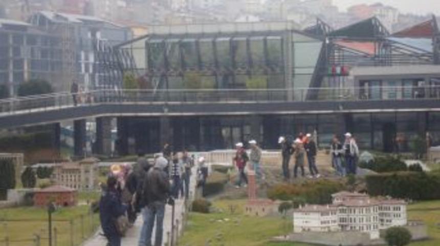 &Ouml;ğrenciler İstanbul&rsquo;a hayran kaldı