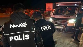 Edremit&rsquo;te 8 aranan şahıs yakalandı
