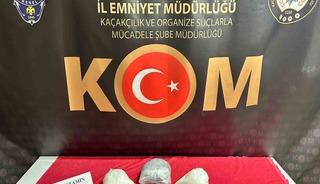 Eskişehir&rsquo;de polis 3 kilo uyuşturucu ve binlerce sentetik hap ele ge&ccedil;irildi