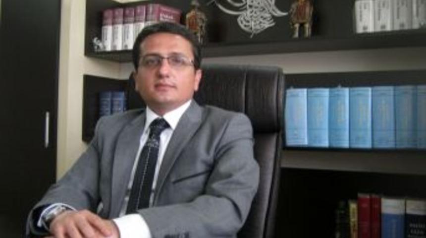 Taşg&ouml;rmez: &Ouml;zg&uuml;r d&uuml;ş&uuml;nceler demokratik şekilde ifade edilebilir