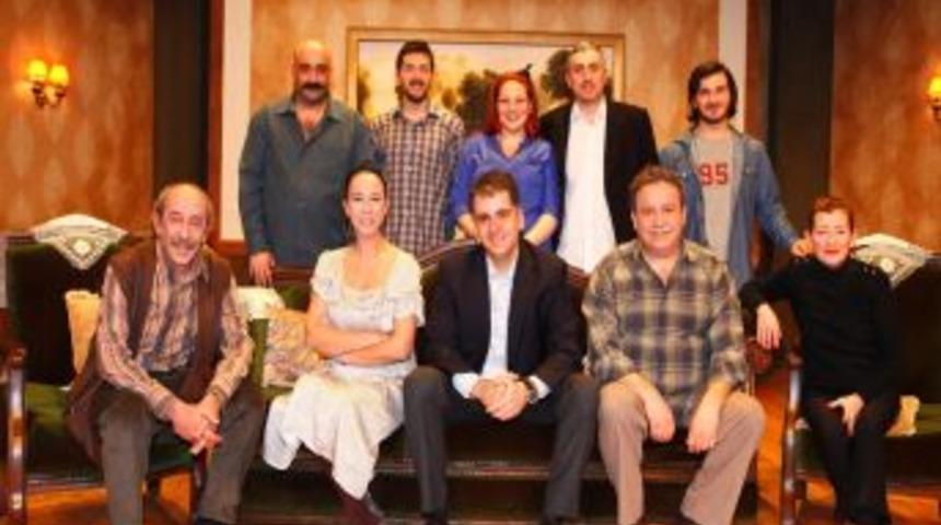 Finansbank&rsquo;tan doktorlara &ouml;zel tiyatro oyunu