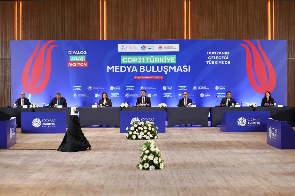 "T&uuml;rkiye,yarının d&uuml;nyasına imzasını atacak" Bakan Kurum paylaştı: T&uuml;rkiye den COP31 Zirvesi i&ccedil;in &ouml;zel şarkı 2