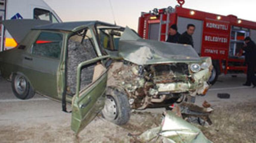 Yaralılara m&uuml;dahale ederken canından oluyordu