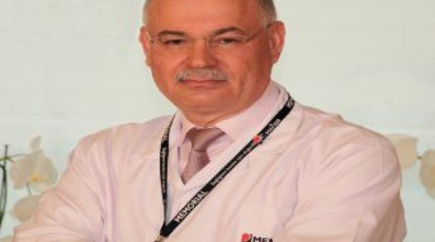 8 santimden uzun topuklu ayakkabı kamburlaştırıyor