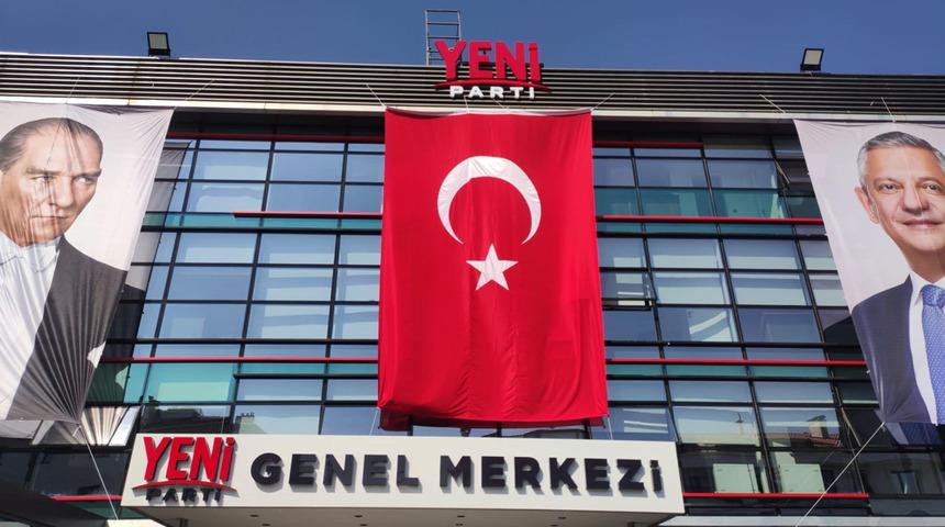 İstanbul'da bir belediye daha YENİ Parti'ye katıldı