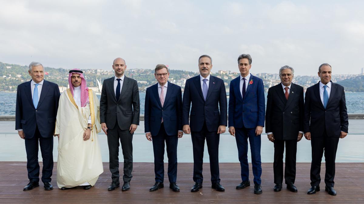 Dışişleri Bakanı Fidan dan diyalog &ccedil;ağrısı: "İran a saldırı &ccedil;atışmayı yayar" 2