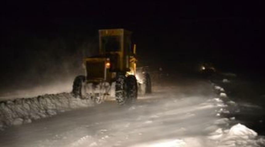 &Ccedil;ankırı-Ankara karayolu ulaşıma kapandı