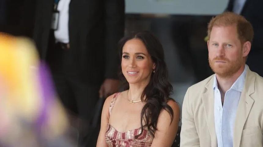 Meghan Markle'ın babasıyla ilgili iddia ortalığı karıştırdı: "Binlerce g&ouml;r&uuml;nt&uuml; var"