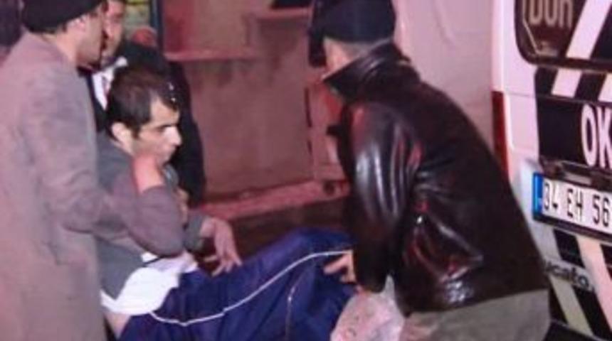 Engelli gen&ccedil; yangından son anda kurtarıldı