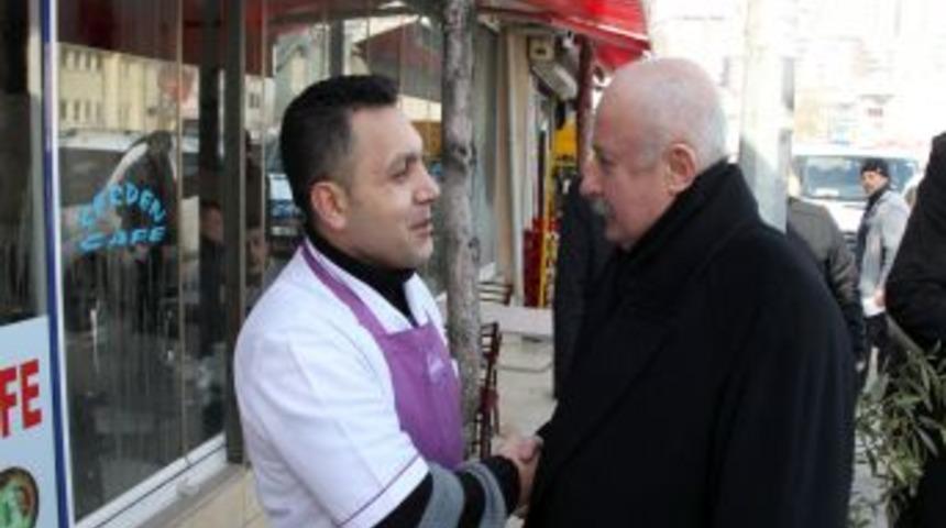 Vali Y&uuml;ksel, Mamak'ta incelemelerde bulundu