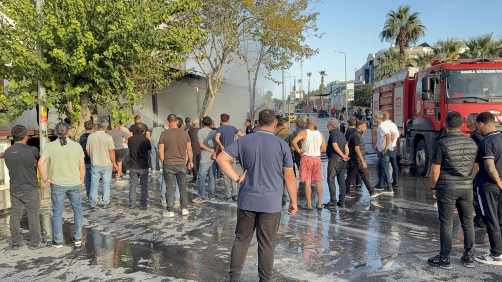 Bodrum'da alev topuna dönen depo 15 dakikada kül oldu