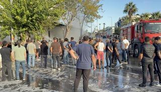 Bodrum'da alev topuna d&ouml;nen depo 15 dakikada k&uuml;l oldu