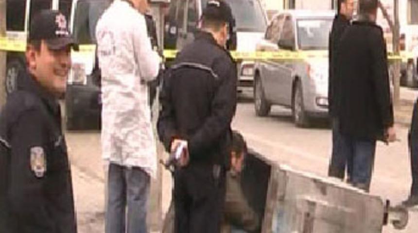 Bomba ihbarından vahşet &ccedil;ıktı