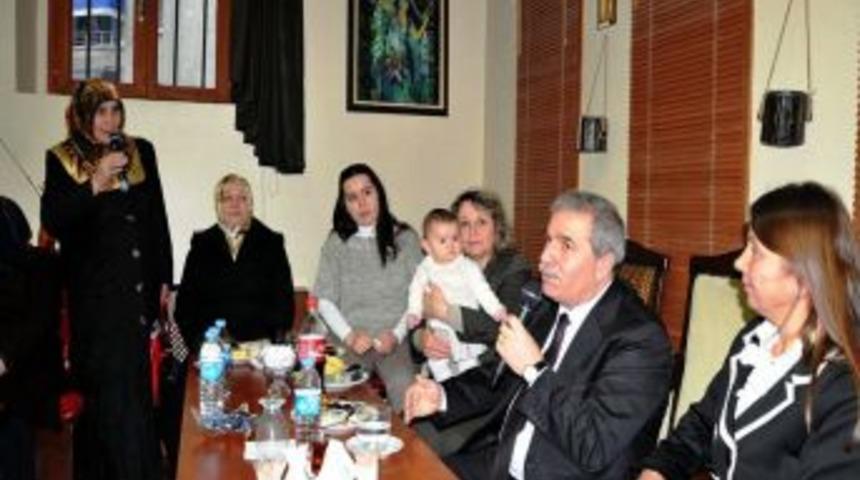 Başkan Demirtaş, bayan kursiyerleri ağırladı