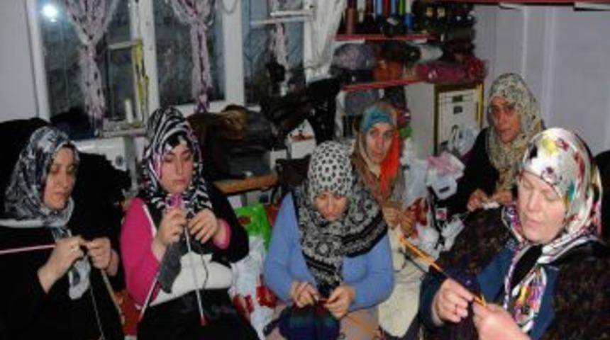 Metro Holding'den, el emeklerini satacak kadınlara kira desteği