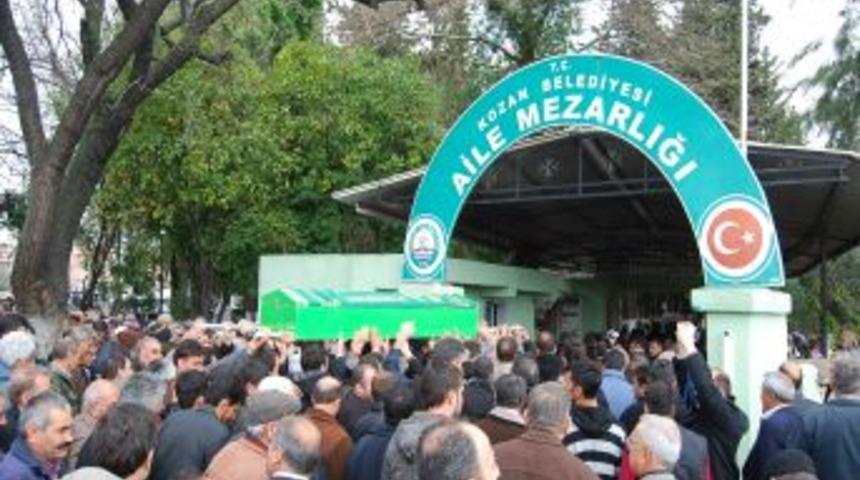 G&ouml;kdere Barajında hayatını kaybeden Yiğen toprağa verildi