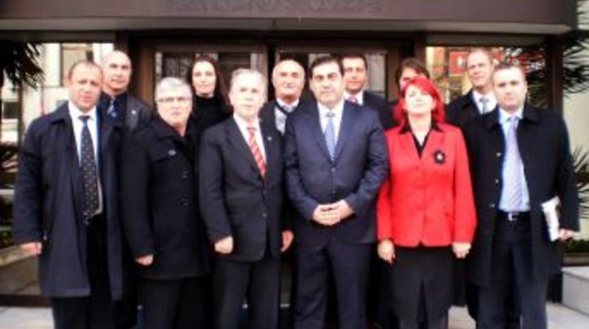 15. Uluslararası Avrasya Ekonomi Zirvesi'nin ikinci b&ouml;l&uuml;m&uuml; İzmir&rsquo;de