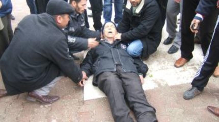 Sokakta kalp krizi ge&ccedil;iren vatandaş hayatını kaybetti