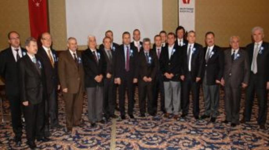 Denizli’de vergi şampiyonları ödüllendirildi