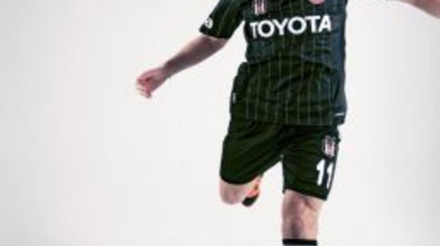 Mustafa Pektemek: Hayatımın gol&uuml;n&uuml; Stoke City'e attım