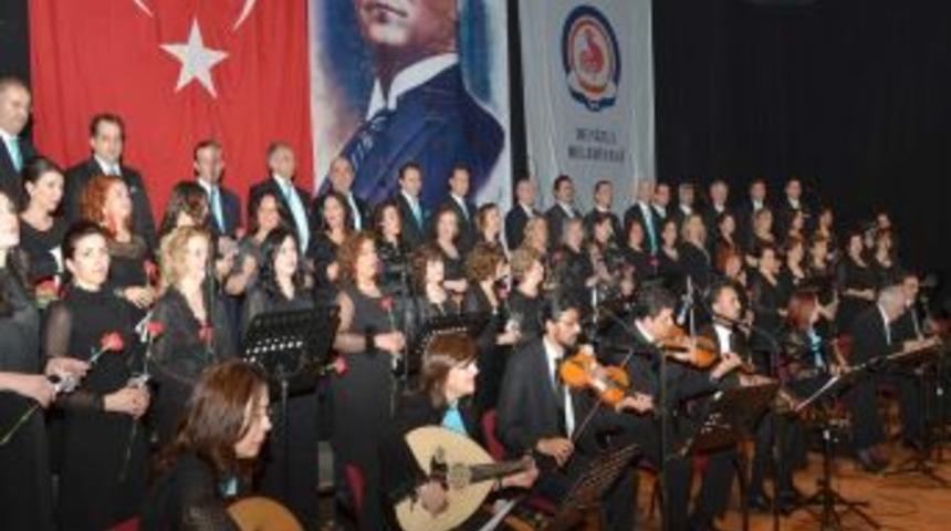 Atat&uuml;rk&rsquo;&uuml;n Denizli&rsquo;ye gelişi konserle kutlandı