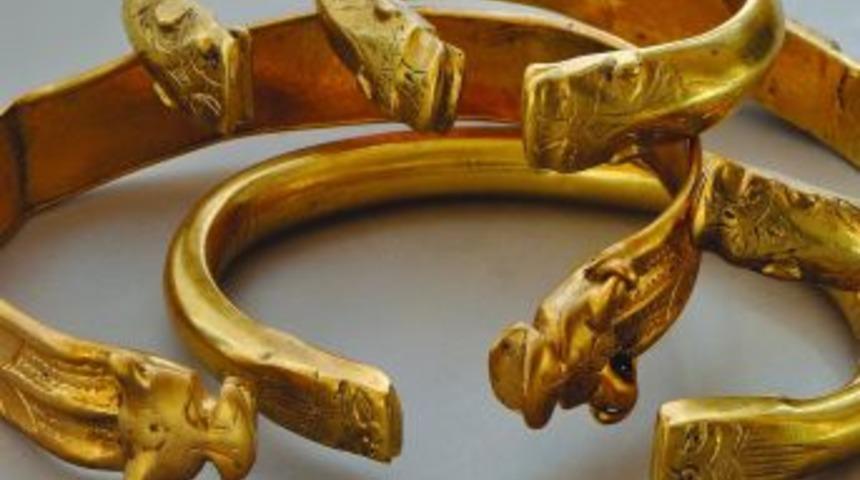 Kırk Haramilerin hazinesini &ccedil;alanlar Mardin ve İzmir&rsquo;de yakalandı