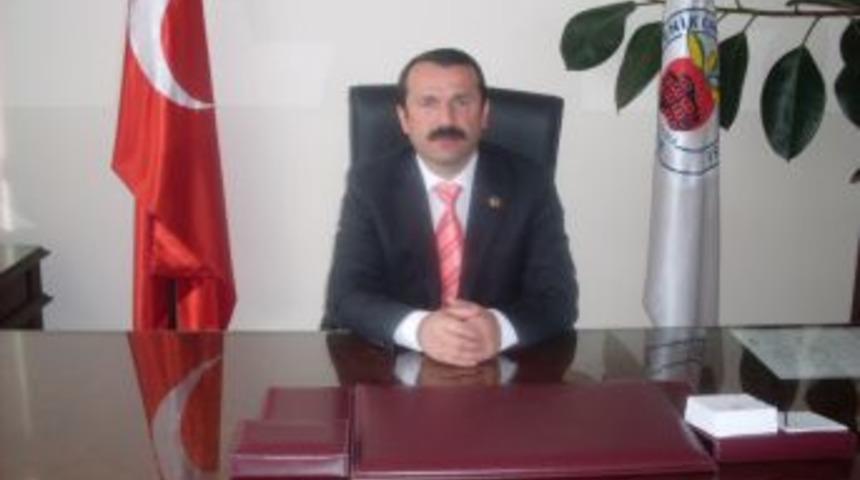 Yoğun kar yağışı okulları tatil ettirdi