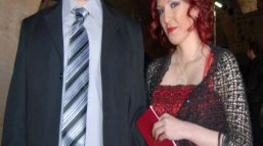 Evlilik yıl d&ouml;n&uuml;mlerini 4 yılda bir kutlayacaklar