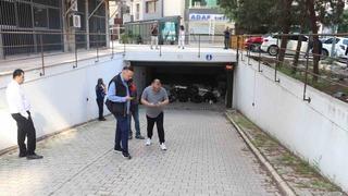 Otopark kavgası mahkemeye taşındı, molozlar araçları mahsur bıraktı