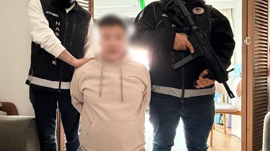 İstanbul&rsquo;da uluslararası b&uuml;ltenle aranan 2 ş&uuml;pheli yakalandı