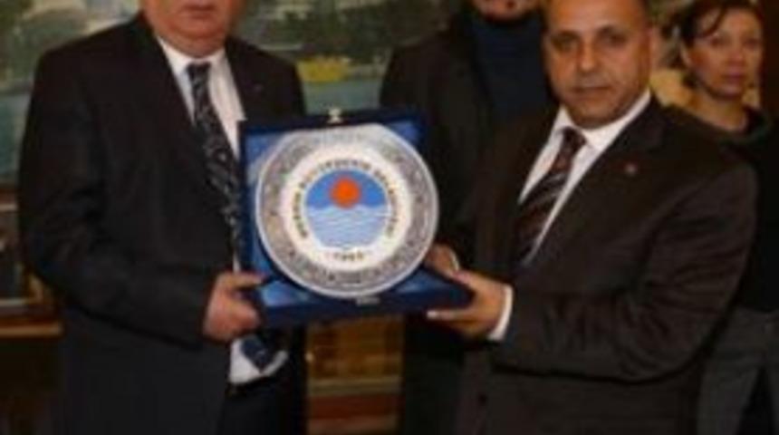 EMO’dan Başkan Özcan’a ziyaret