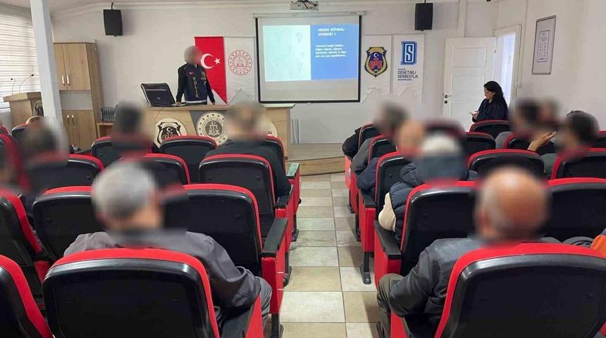 D&uuml;zce&rsquo;de su&ccedil; ve su&ccedil;la m&uuml;cadele masaya yatırıldı