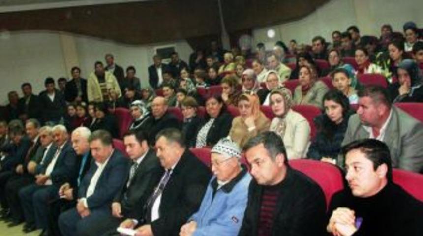 AK Parti'ye yeni &uuml;ye kazandırana &Ccedil;anakale Şehitliği gezisi