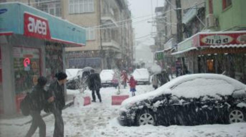 Isparta’da eğitime kar tatili