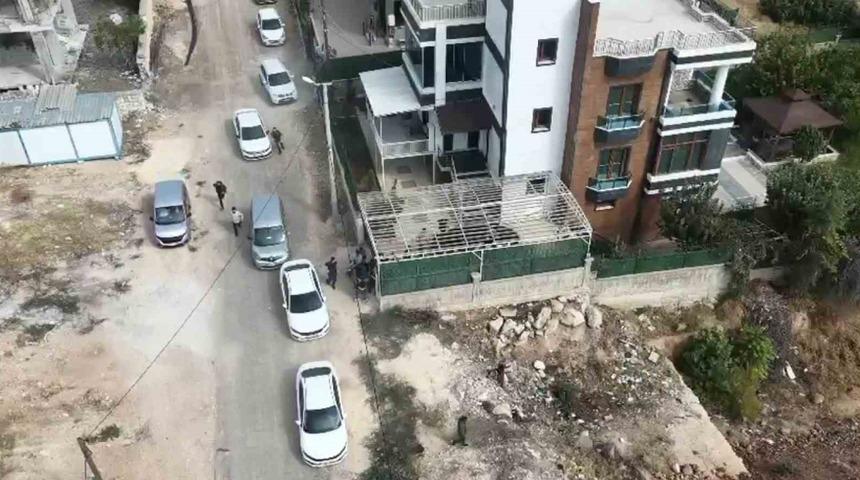 Şanlıurfa&rsquo;da atıcı evi operasyonuna 3 tutuklama