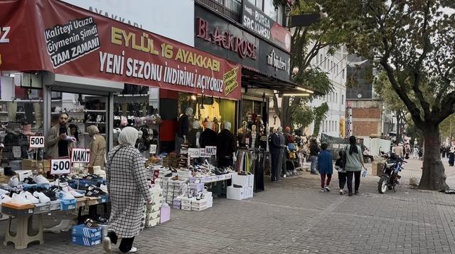 Kediyi kurtarmak isteyen eğitimci yere b&ouml;yle &ccedil;akıldı 3