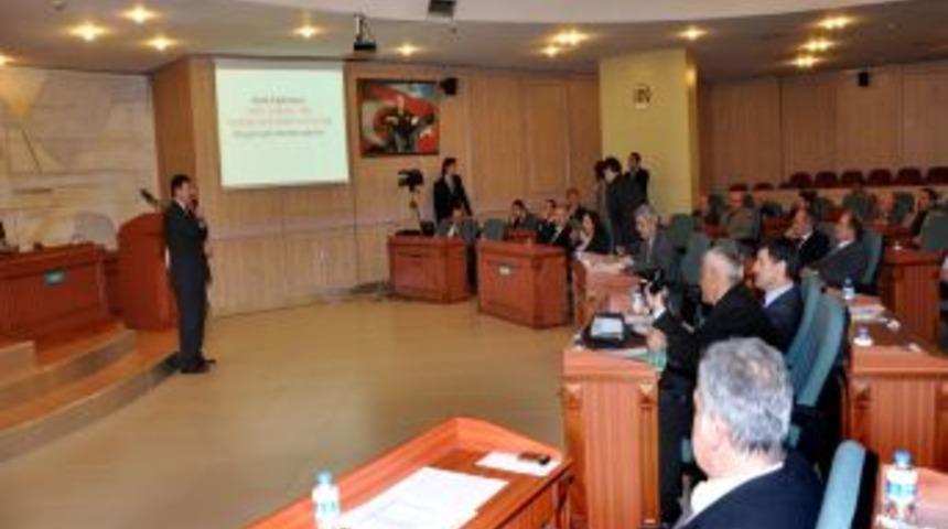 Balıkesir Halk Eğitim'in kurslarına yaklaşık 9 bin kişi gidiyor