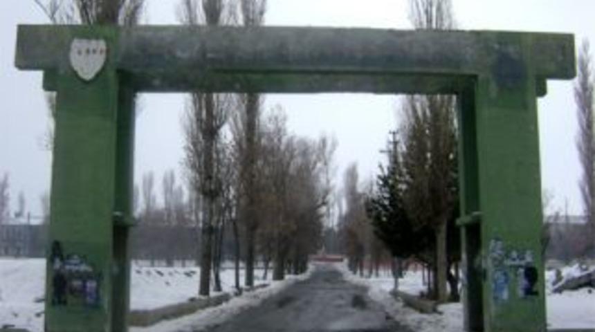 Kağızman askersiz kaldı