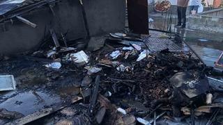 Evin çatısında çıkan yangın korkuttu