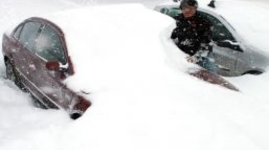 Erciyes&rsquo;te kar kalınlığı 19 yıl sonra 3,5 metreye ulaştı