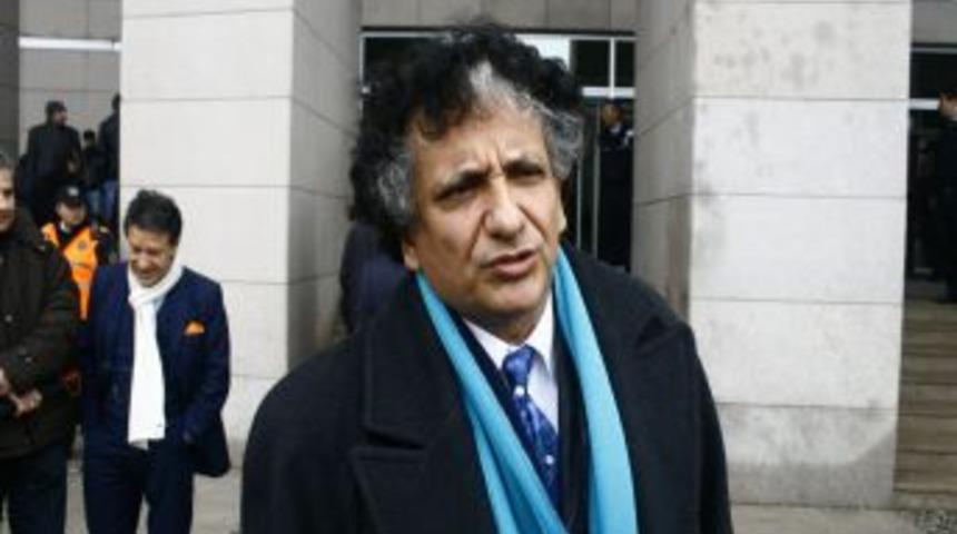 Bedri Baykam&rsquo;ı yaralayan sanığa akli durum raporu alınacak