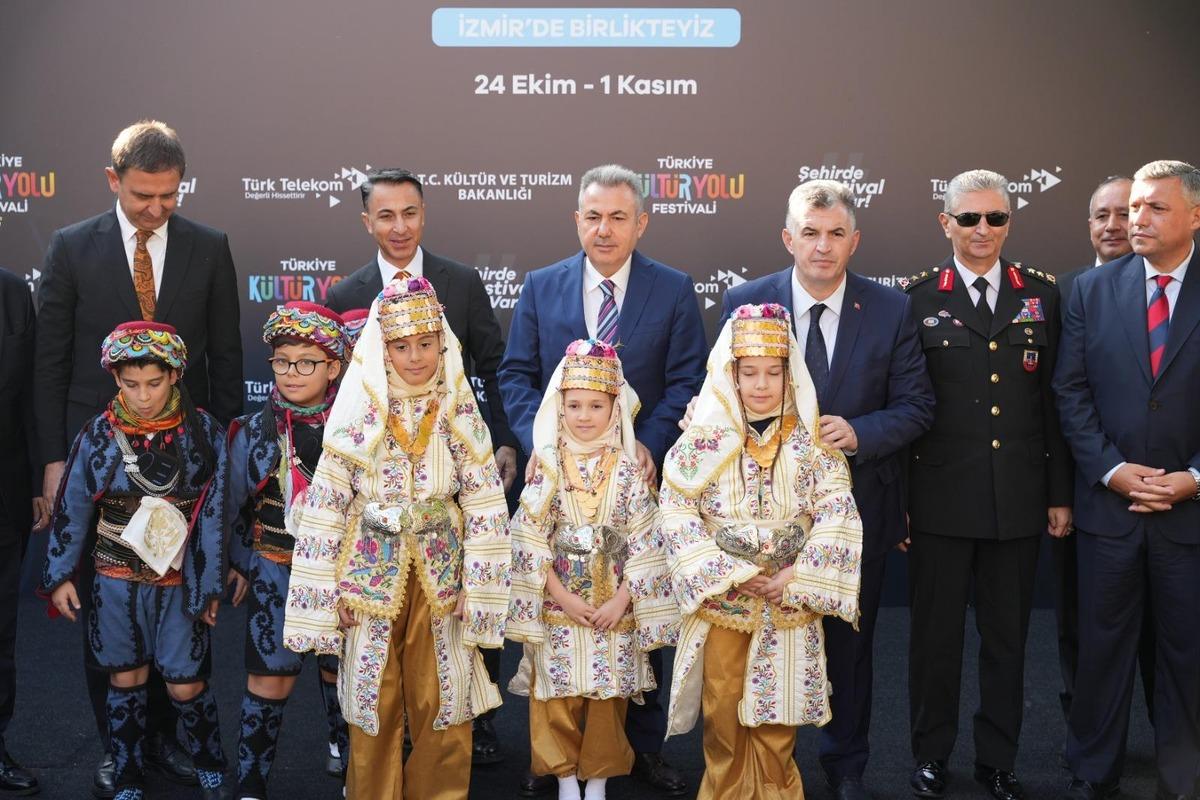 İzmir de Kültür Yolu Festivali heyecanı dördüncü kez başladı 9