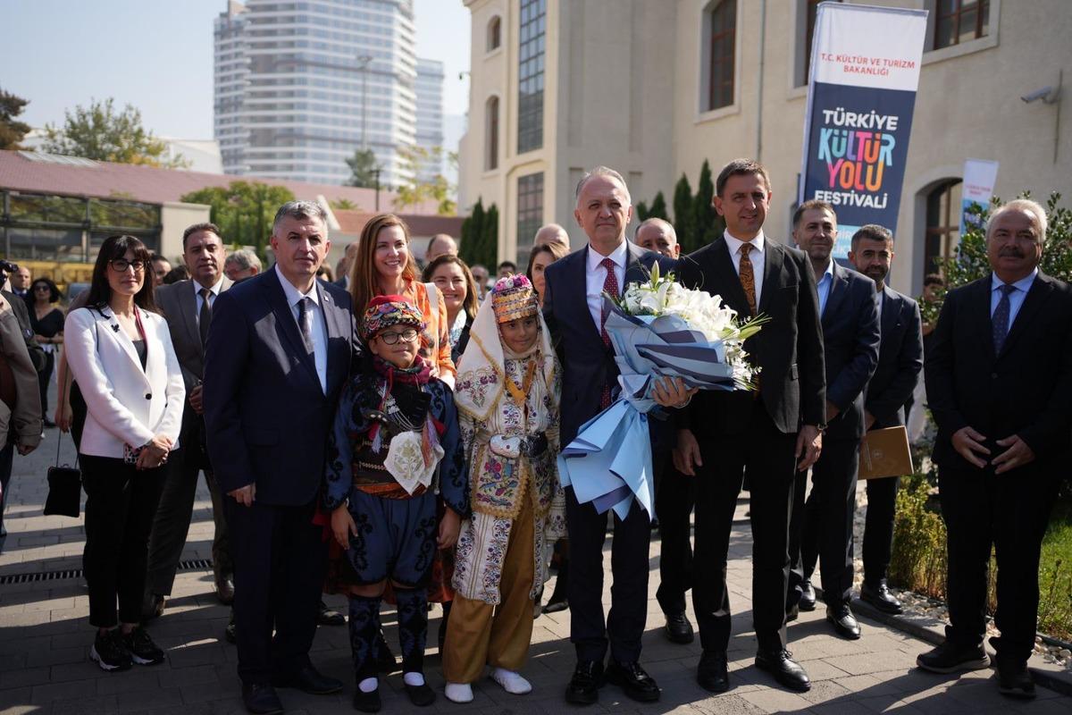 İzmir de Kültür Yolu Festivali heyecanı dördüncü kez başladı 10