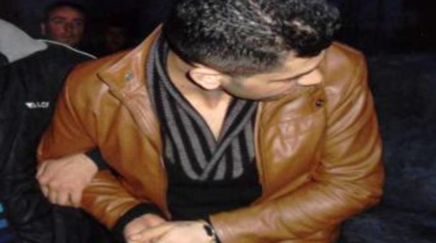 Muş Emniyeti, kontrol noktalarından su&ccedil;a ge&ccedil;it vermiyor