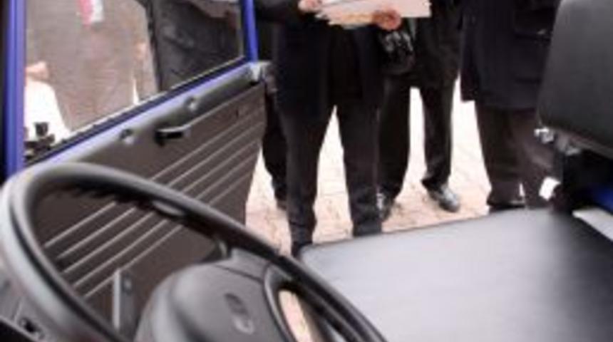 Sahillerde vatandaşlar mini ak&uuml;l&uuml; ara&ccedil;larla dolaşabilecek