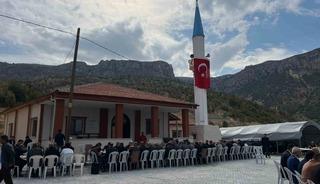Ak&ccedil;adağ&rsquo;da Keklikpınarı Camisi ibadete a&ccedil;ıldı